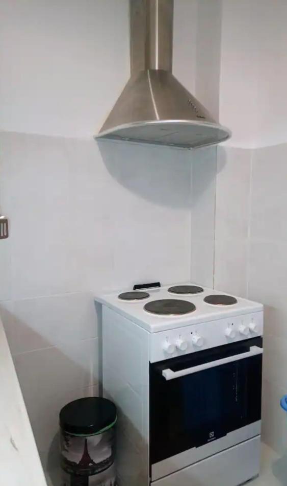 Freatida Apartment Пирей Экстерьер фото