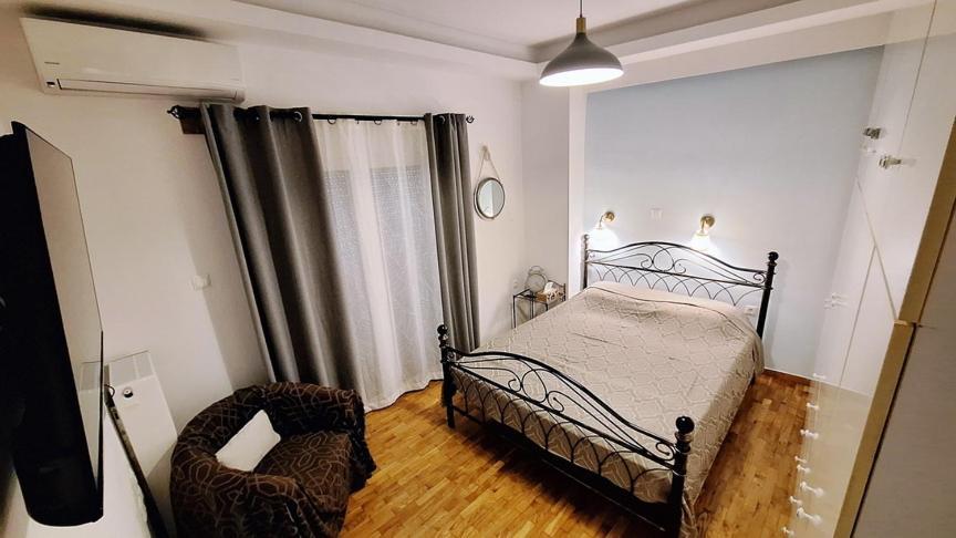 Freatida Apartment Пирей Экстерьер фото